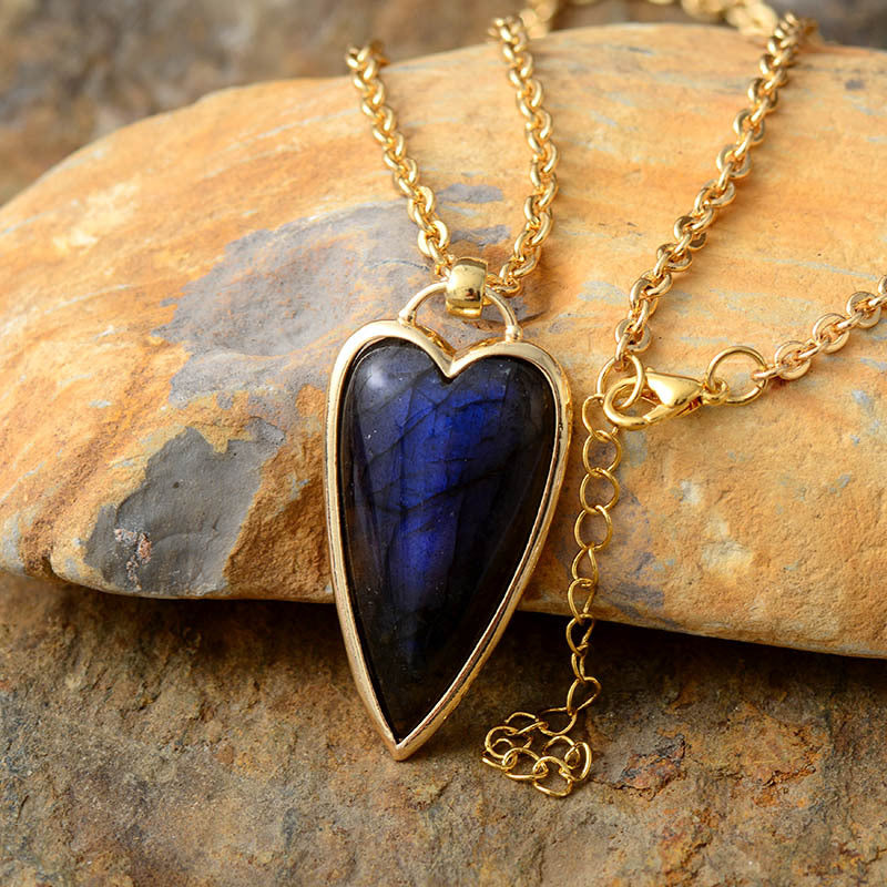 Heart Glow Labradorite™