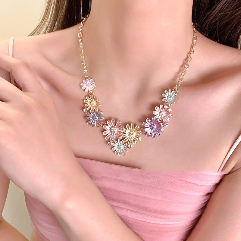 Daisy Shine Necklace™